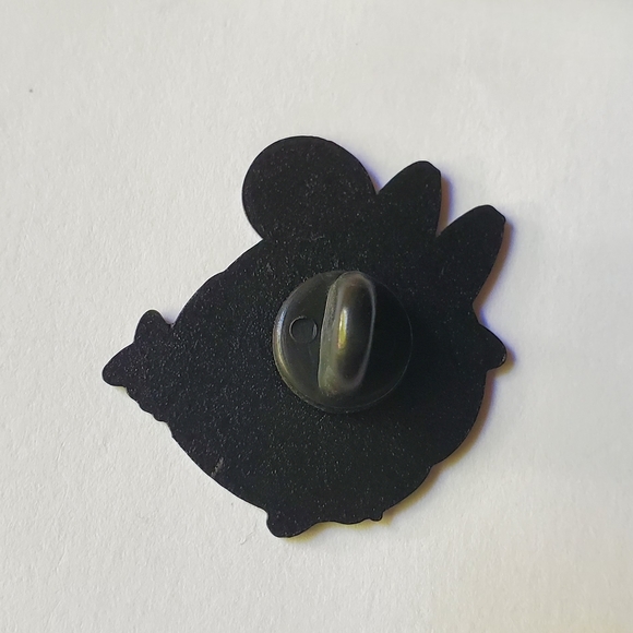 HTTYD Toothless Labubu Enamel Pin - Picture 2 of 2